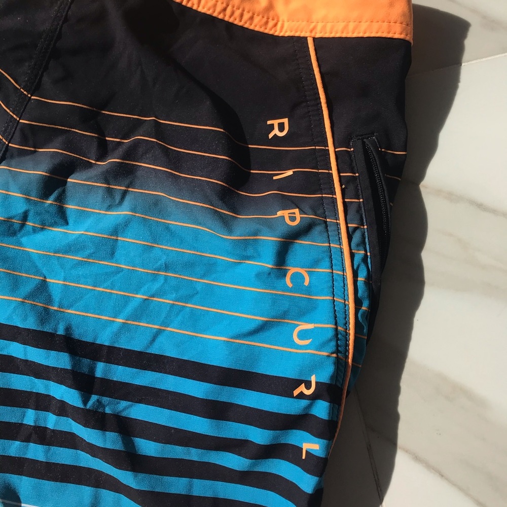 Men’s Waist 30 Ripcurl Mirage Board Short
